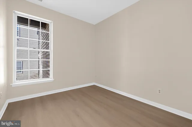 $2,600 | 2004 Peggy Stewart Way, Unit 204, Annapolis, MD 21401