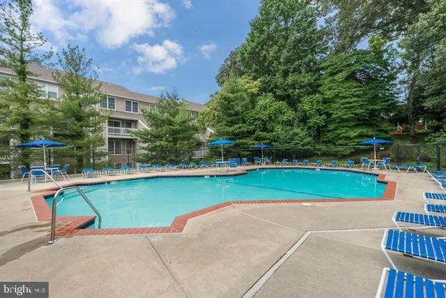 $2,600 | 2004 Peggy Stewart Way, Unit 204, Annapolis, MD 21401