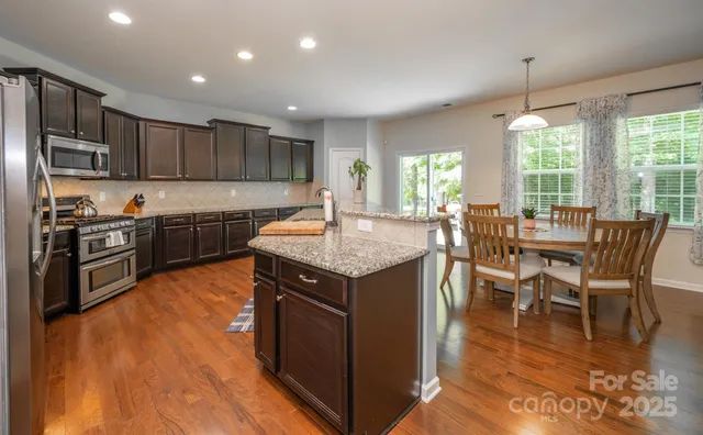 $525,000 | 10666 Sapphire Trail, Davidson, NC 28036