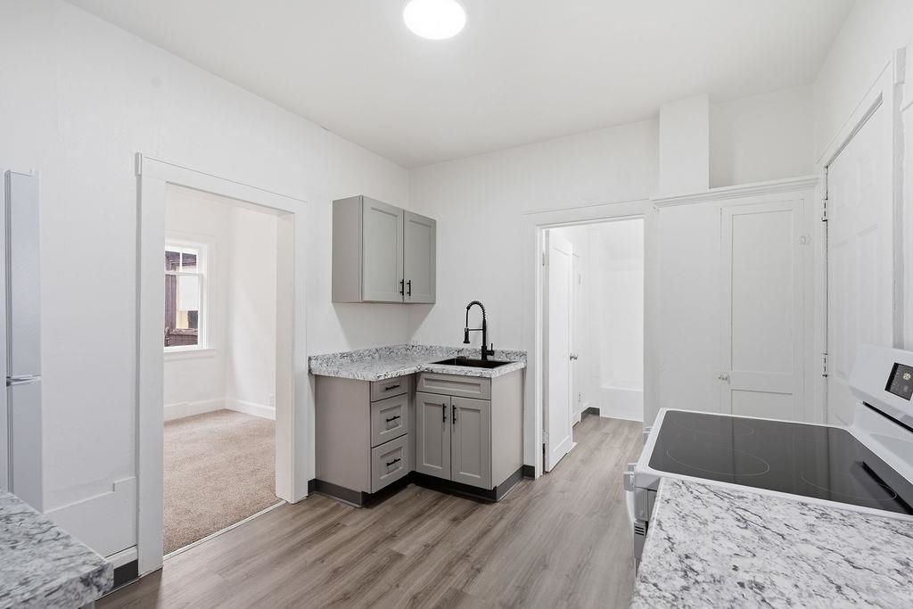 714 West Augusta Avenue Spokane, WA 99205 - Photo 17 of 36