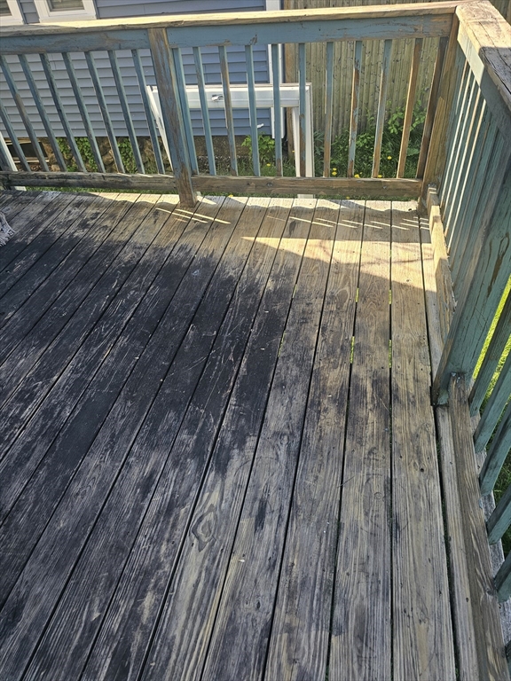 40 Merrick Street, Unit A Worcester, MA 01609 - Photo 26 of 32 a house view with balcony