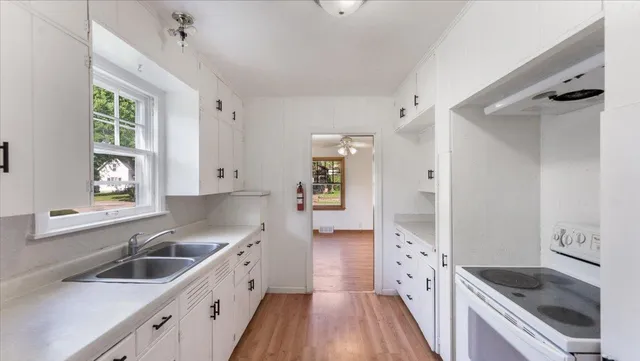 $240,000 | 401 Julii Street Southeast, Willmar, MN 56201