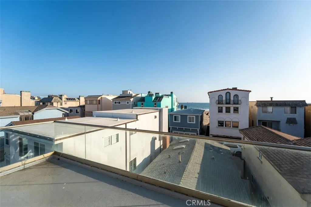 55 Surfside Avenue Surfside, CA 92649 - Photo 35 of 51