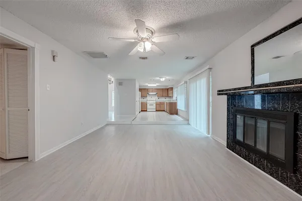 $2,350 | 2915 Windchase Boulevard, Houston, TX 77082