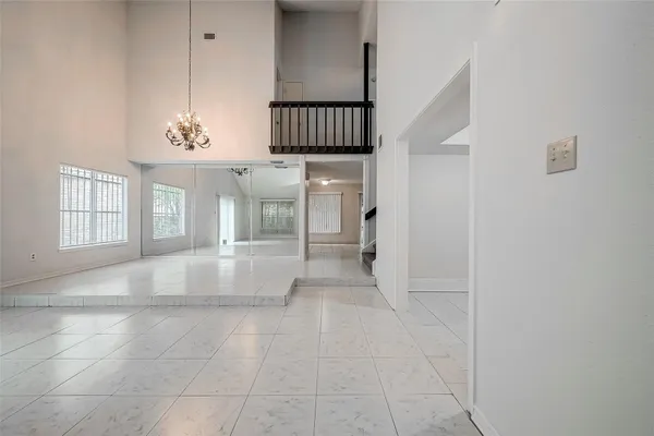 $2,350 | 2915 Windchase Boulevard, Houston, TX 77082