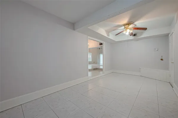 $2,350 | 2915 Windchase Boulevard, Houston, TX 77082