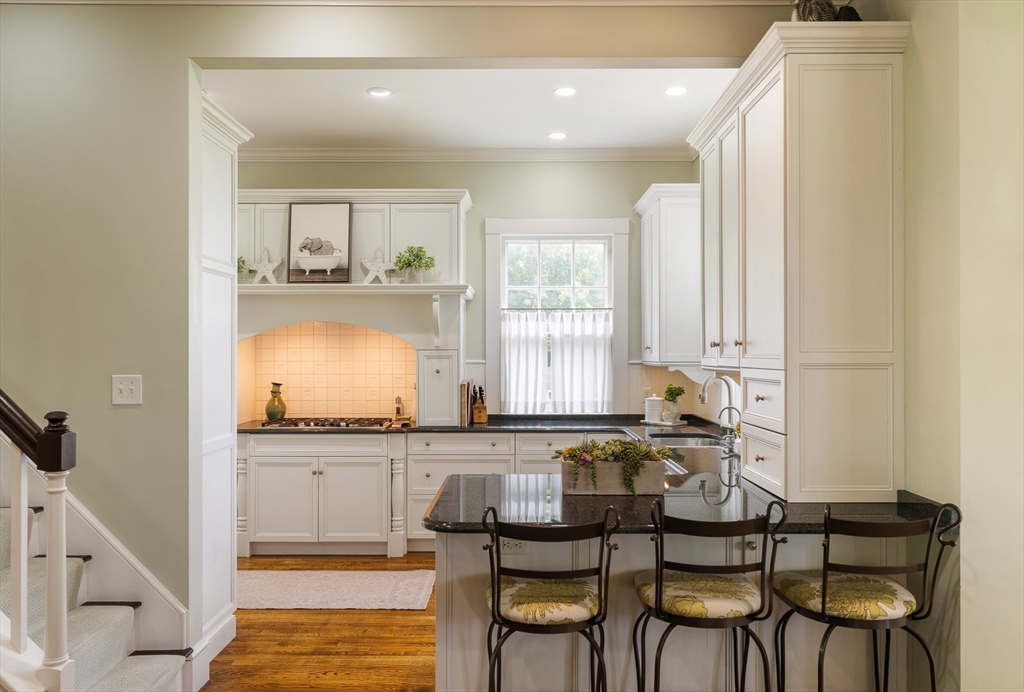 53 Tupelo Road Swampscott, MA 01907 - Photo 18 of 42