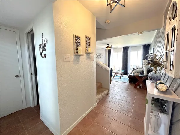 $230,000 | 840 Cliff Drive, Unit 4, Portland, TX 78374