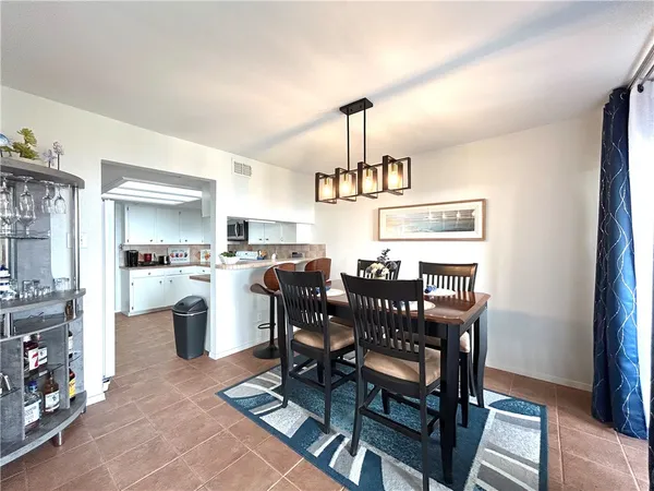 $230,000 | 840 Cliff Drive, Unit 4, Portland, TX 78374