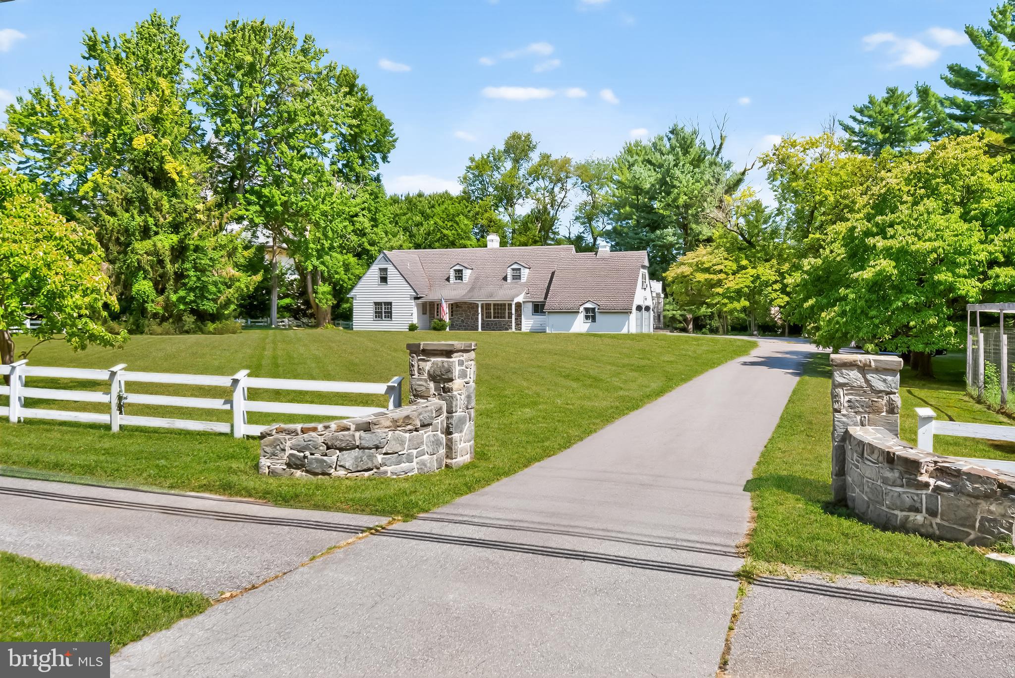 9107 River Road Potomac, MD 20854 - Photo 2 of 32 9107 RIVER RD