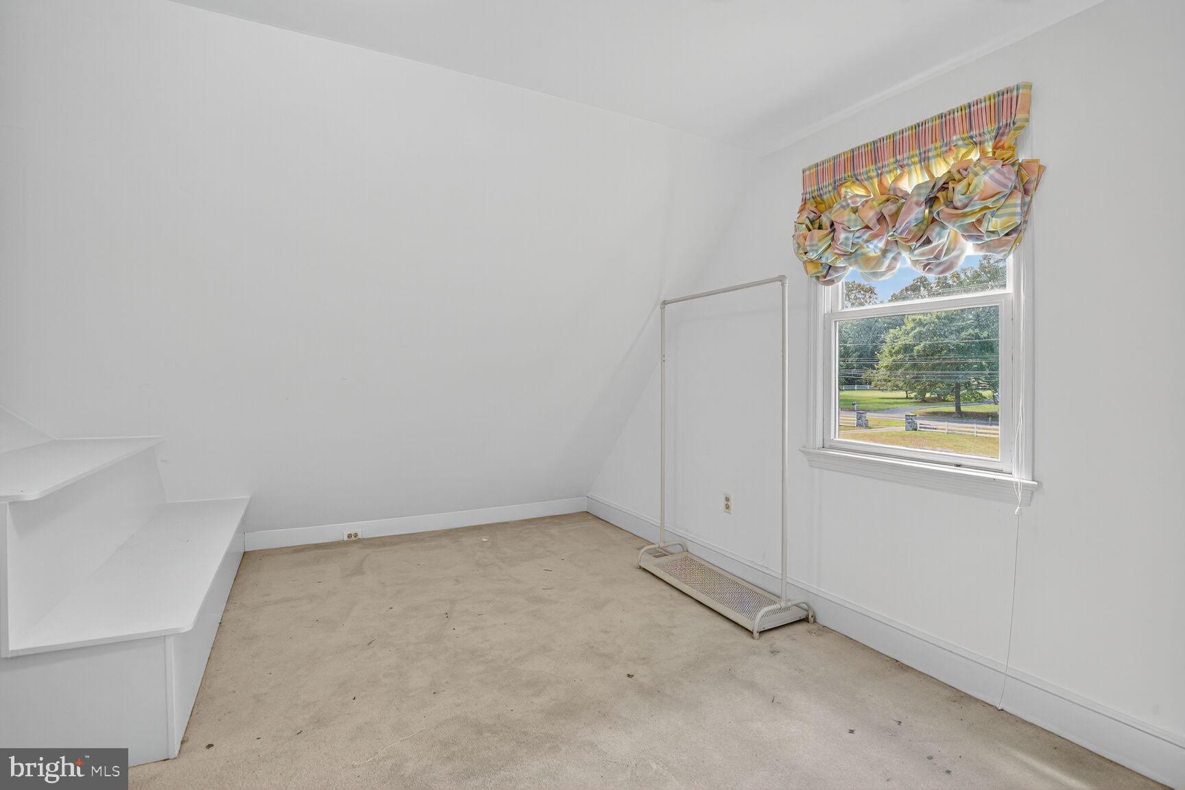 9107 River Road Potomac, MD 20854 - Photo 27 of 32 Bedroom -Upper Level