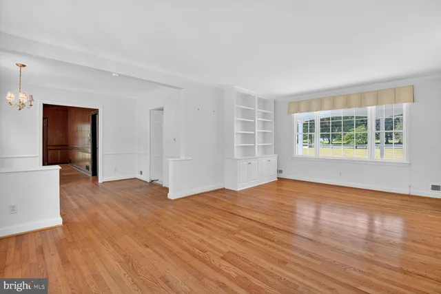 $5,350 | 9107 River Road, Potomac, MD 20854