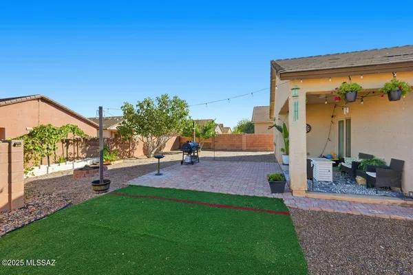 $289,500 | 8298 West Green Kingfisher Lane, Tucson, AZ 85757