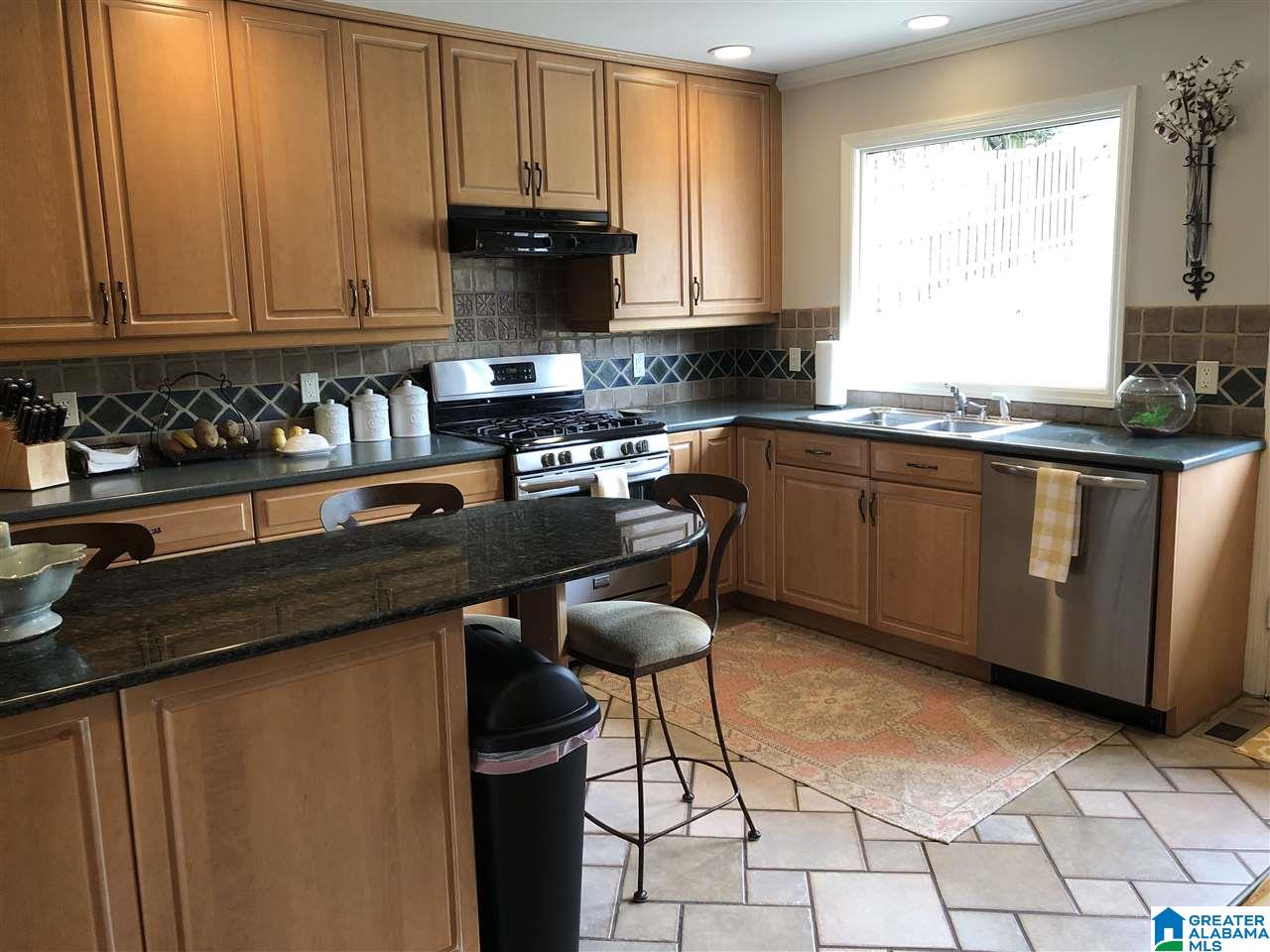 3632 Crestside Road Birmingham, AL 35223 - Photo 2 of 17