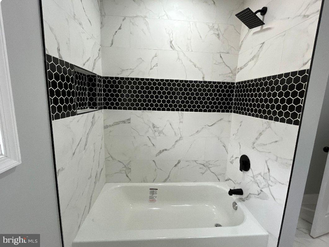 2813 Gwynnview Road Baltimore, MD 21207 - Photo 11 of 22