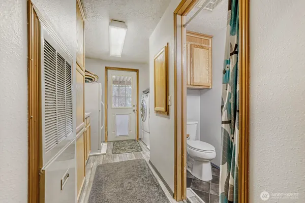 $795,000 | 35605 Highway 2, Sultan, WA 98294