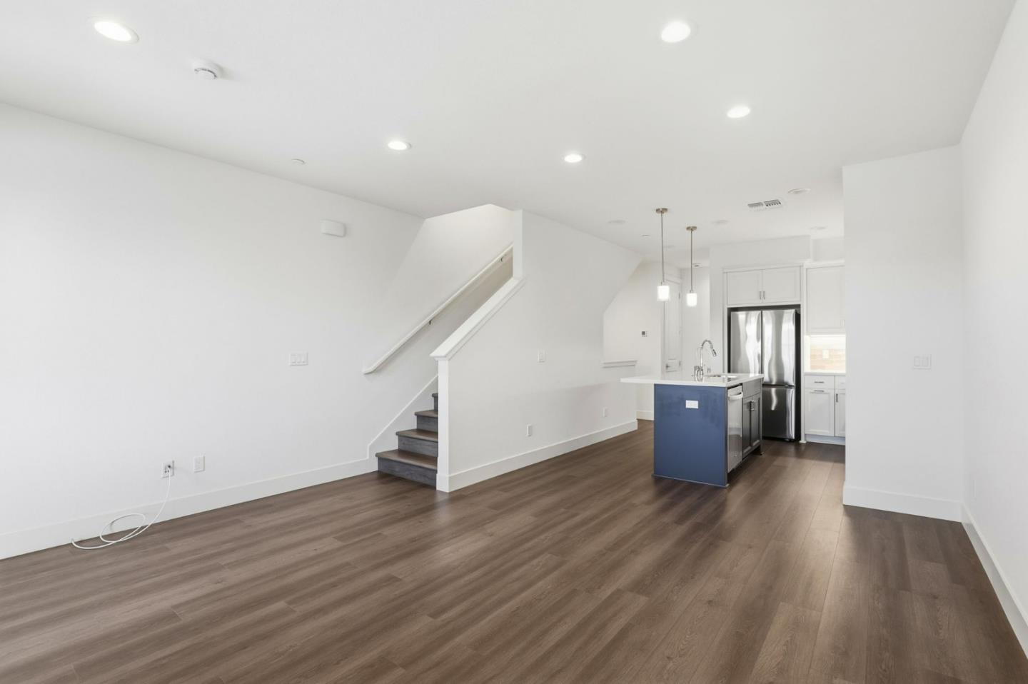 18086 Monterey Road Morgan Hill, CA 95037 - Photo 5 of 34