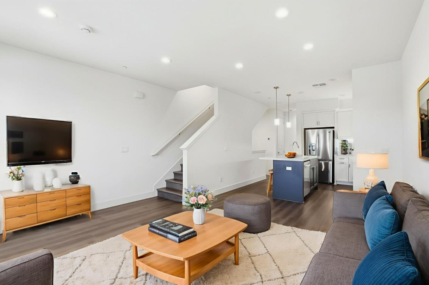 18086 Monterey Road Morgan Hill, CA 95037 - Photo 6 of 34