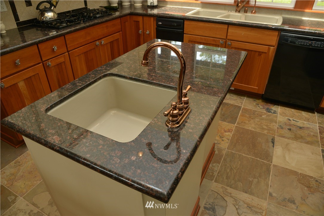 206-72 Craig Road Packwood, WA 98361 - Photo 6 of 25 Gallery Image 6