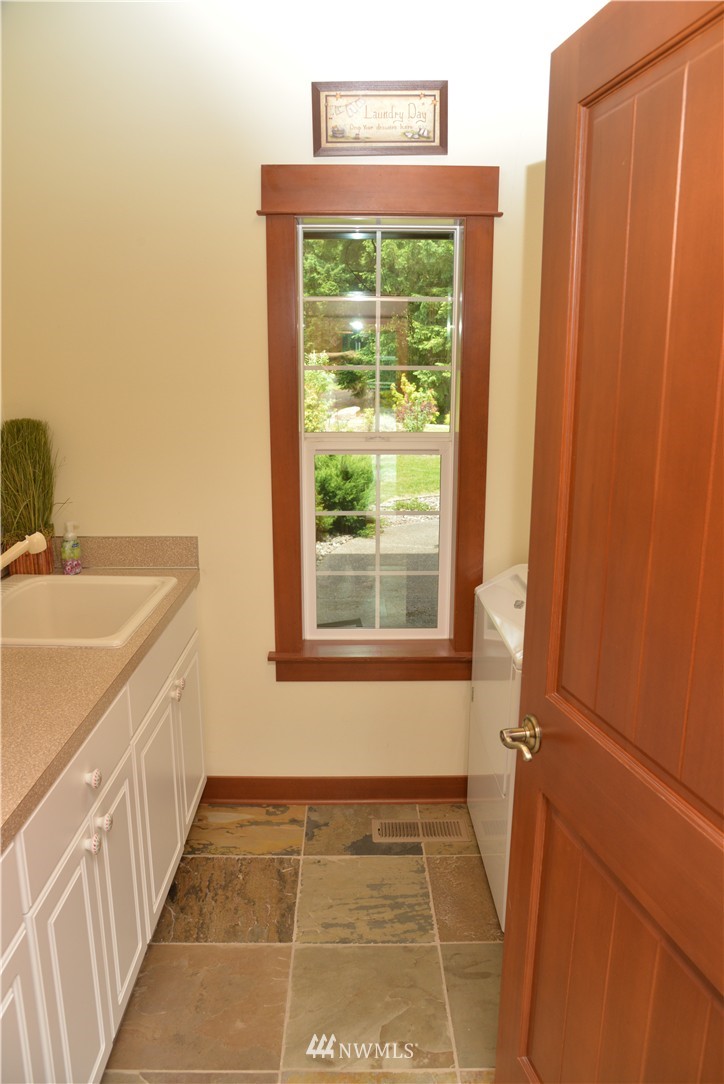 206-72 Craig Road Packwood, WA 98361 - Photo 8 of 25 Gallery Image 8