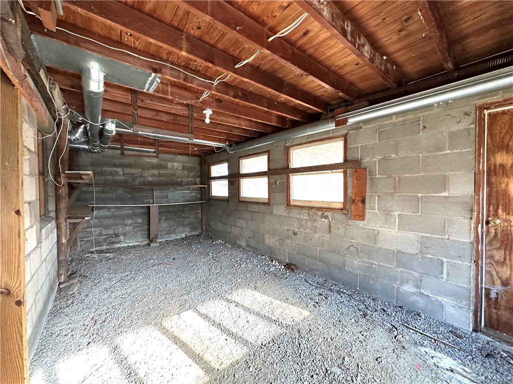 7309 State Rte 21 Italy, NY 14512 - Photo 35 of 37