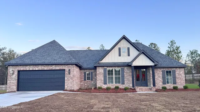 $409,000 | 8 Redmont Drive, Sumrall, MS 39482