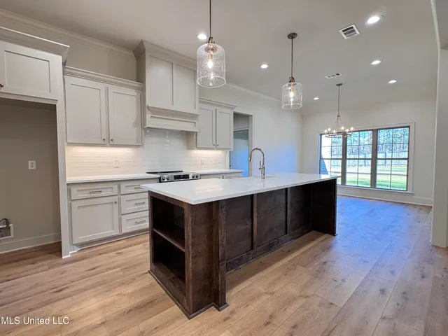 $409,000 | 8 Redmont Drive, Sumrall, MS 39482