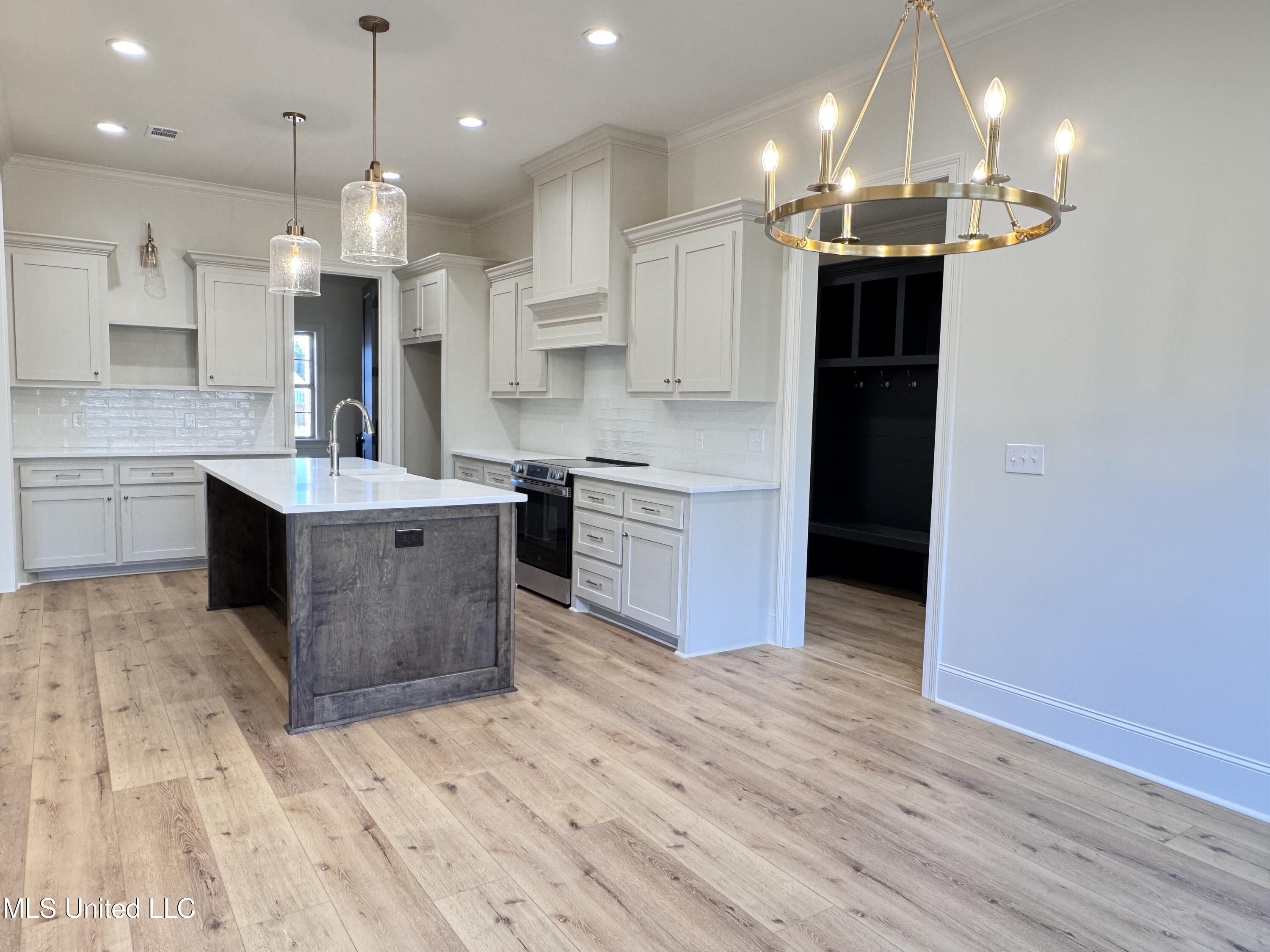 8 Redmont Drive Sumrall, MS 39482 - Photo 15 of 39 IMG_18