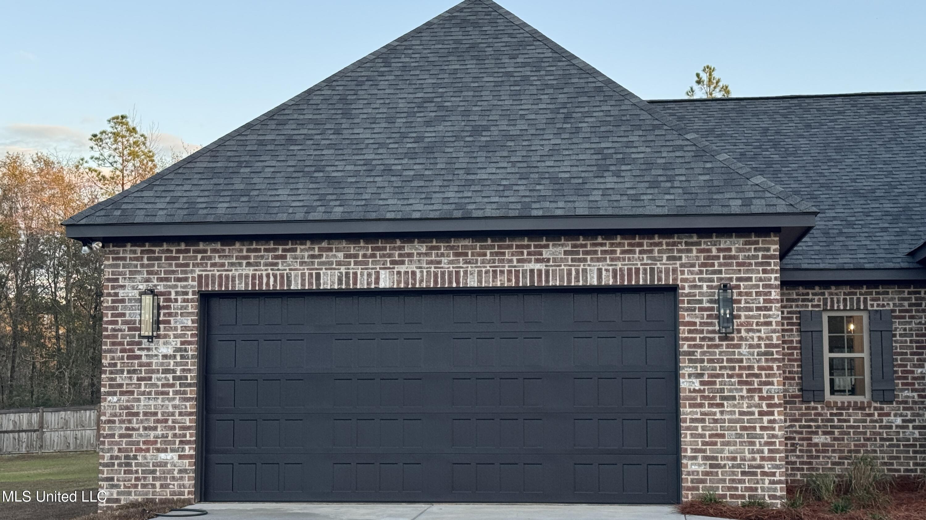 8 Redmont Drive Sumrall, MS 39482 - Photo 2 of 39 IMG_4