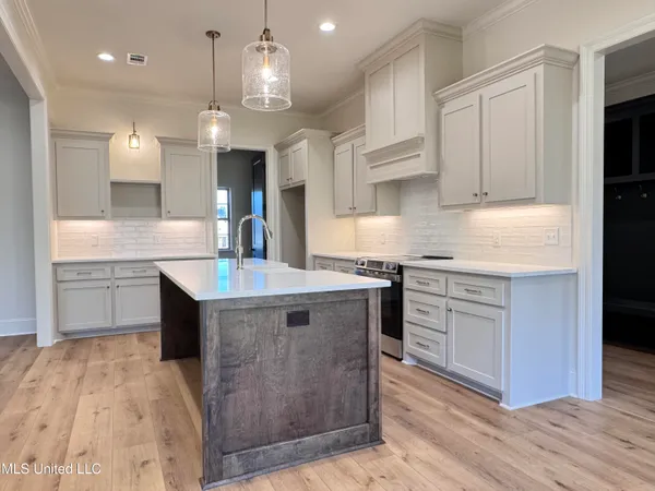 $409,000 | 8 Redmont Drive, Sumrall, MS 39482