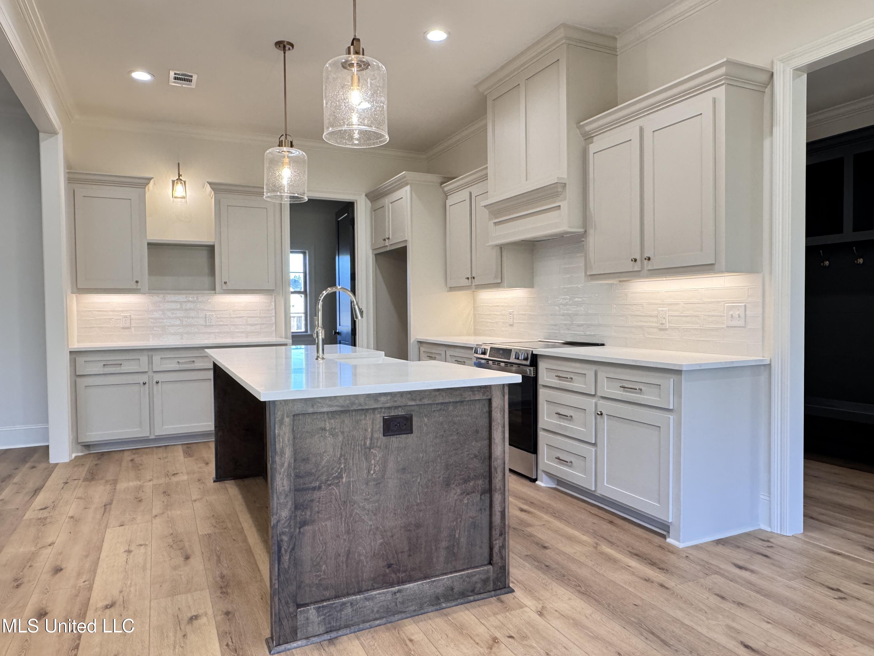 8 Redmont Drive Sumrall, MS 39482 - Photo 10 of 39 IMG_12