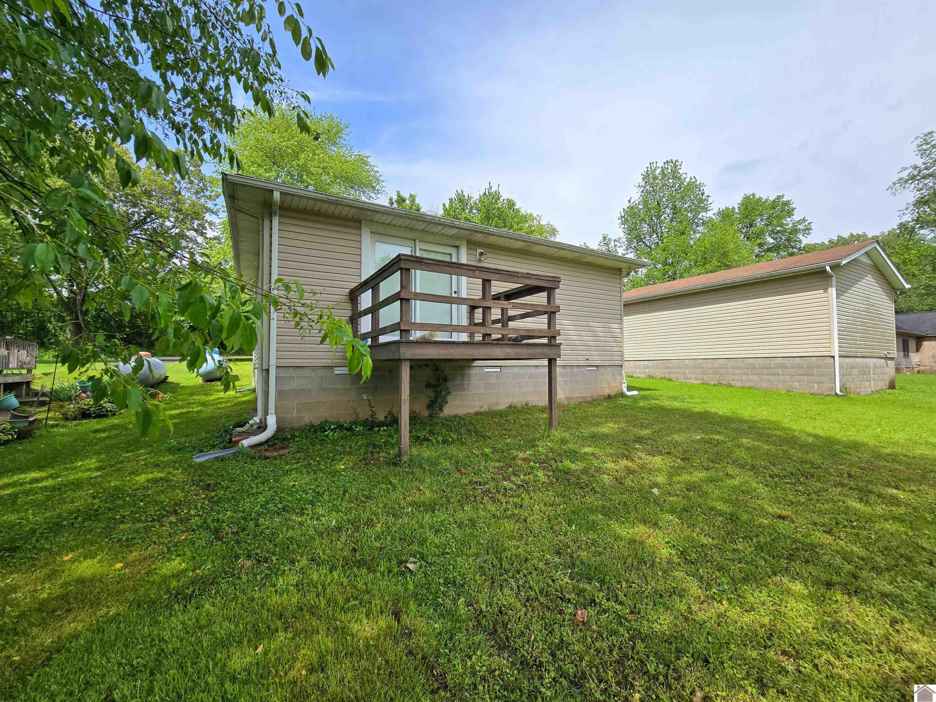 1140 Throgmorton Road Paducah, KY 42003 - Photo 10 of 38 Photo 10
