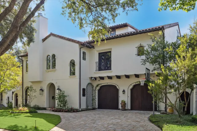 $3,297,000 | 2621 Cason Street, West University Place, TX 77005