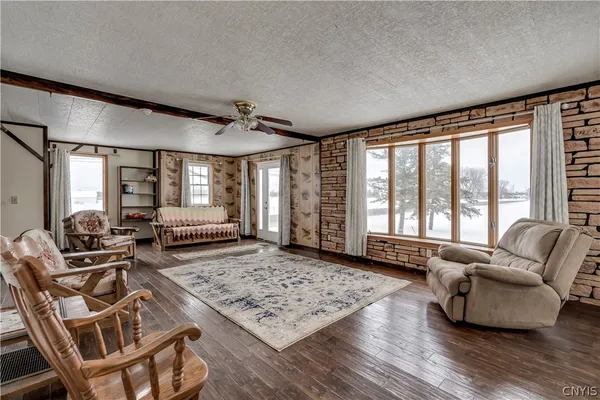 $699,000 | 31636 Highway 11, Philadelphia, NY 13673