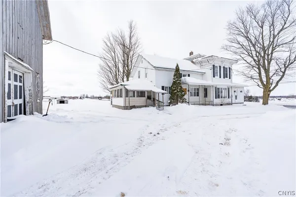 $699,000 | 31636 Highway 11, Philadelphia, NY 13673