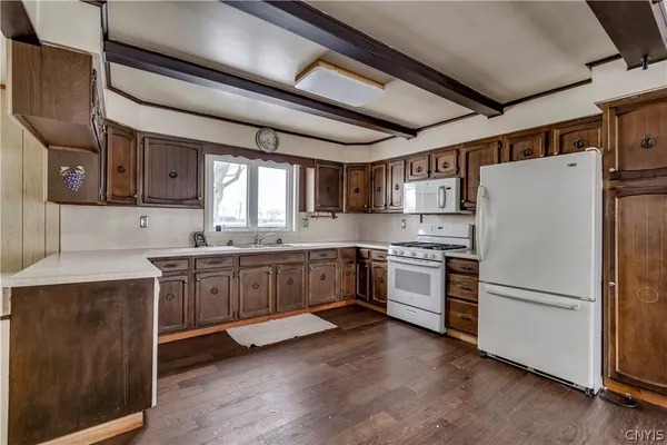 $699,000 | 31636 Highway 11, Philadelphia, NY 13673