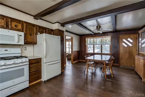 $699,000 | 31636 Highway 11, Philadelphia, NY 13673