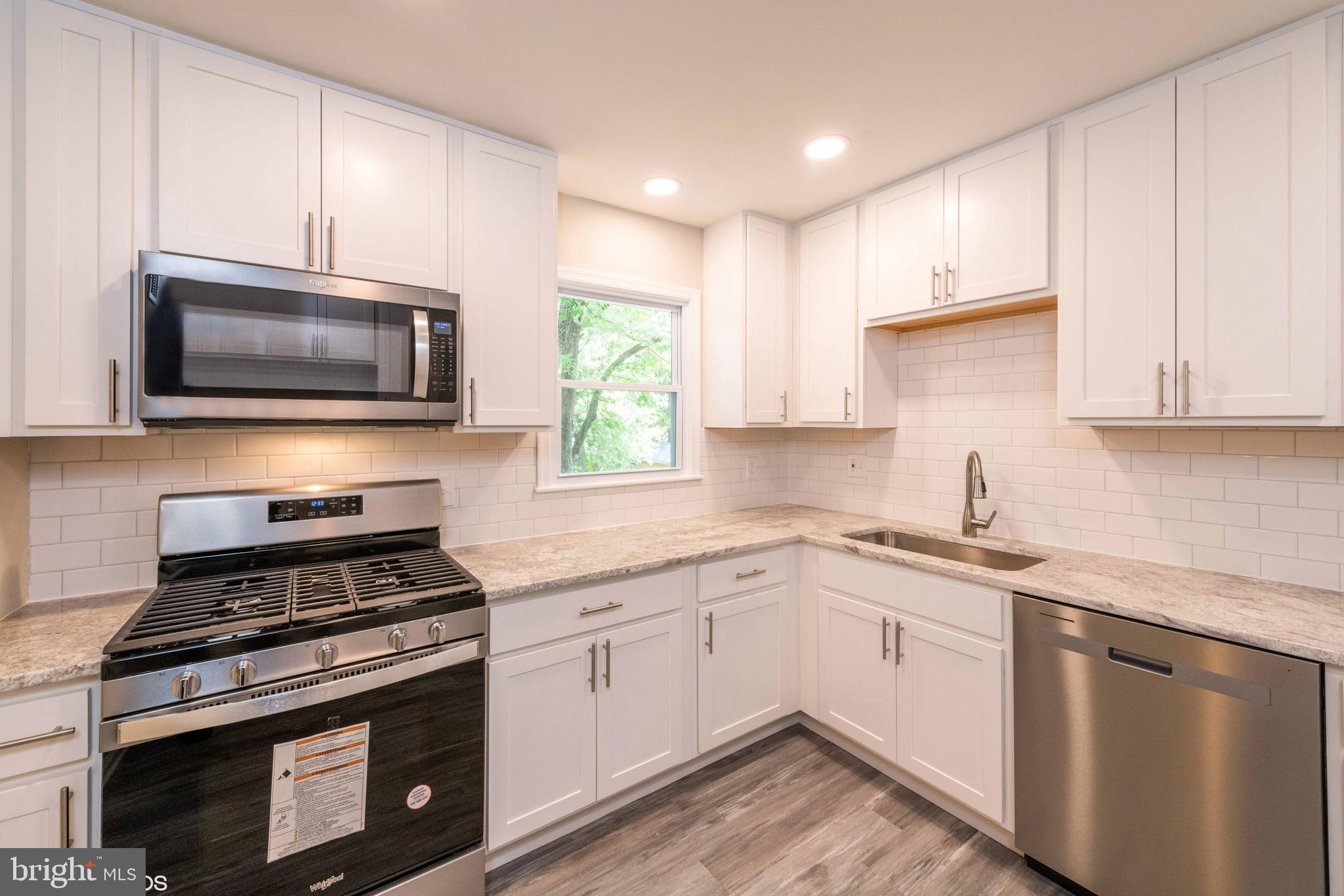 4718 Kilbane Road Woodbridge, VA 22193 - Photo 5 of 15 Gallery Image 5