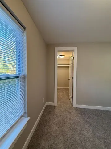 a view of utility room