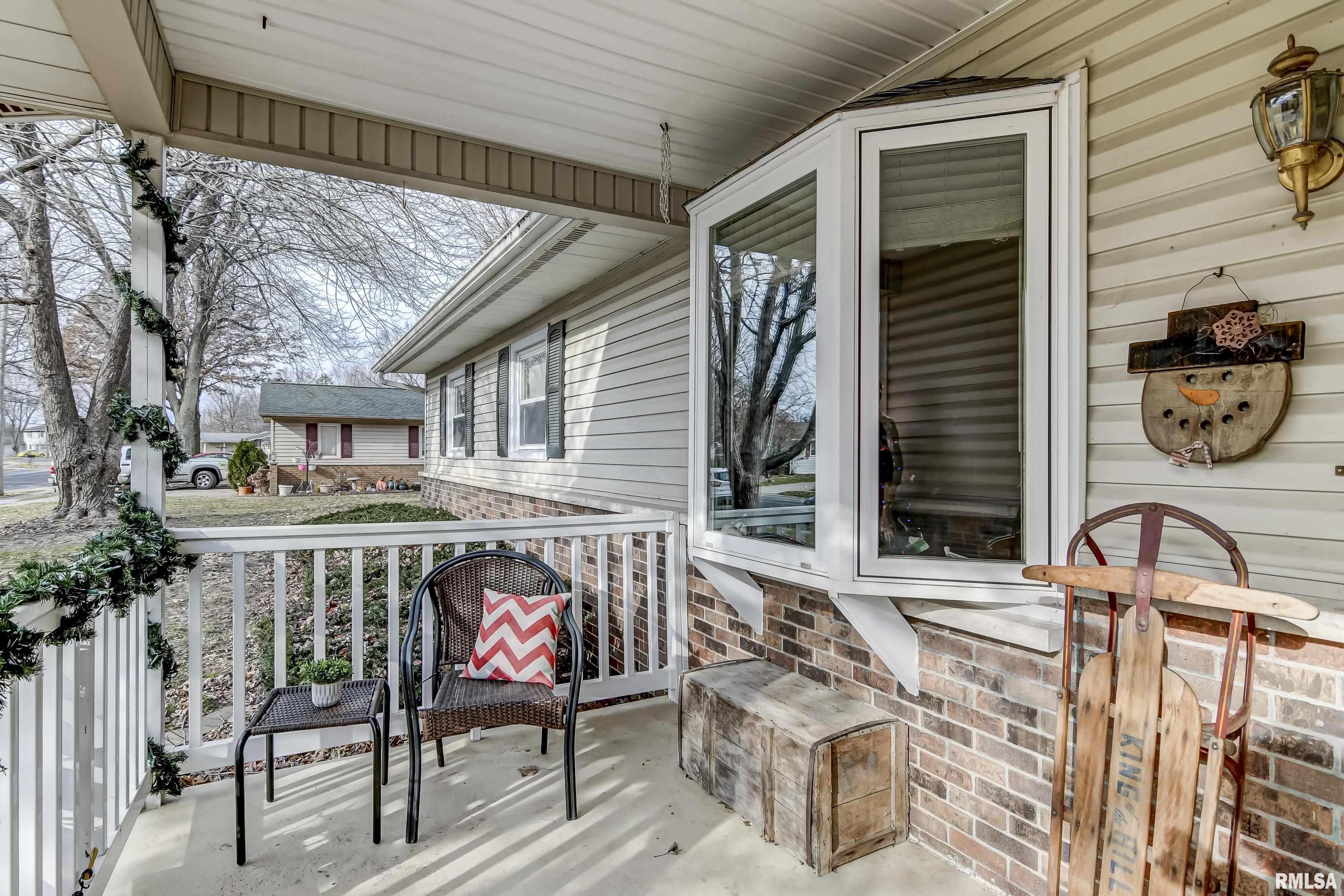 6 Lancelot Drive Rochester, IL 62563 - Photo 2 of 26