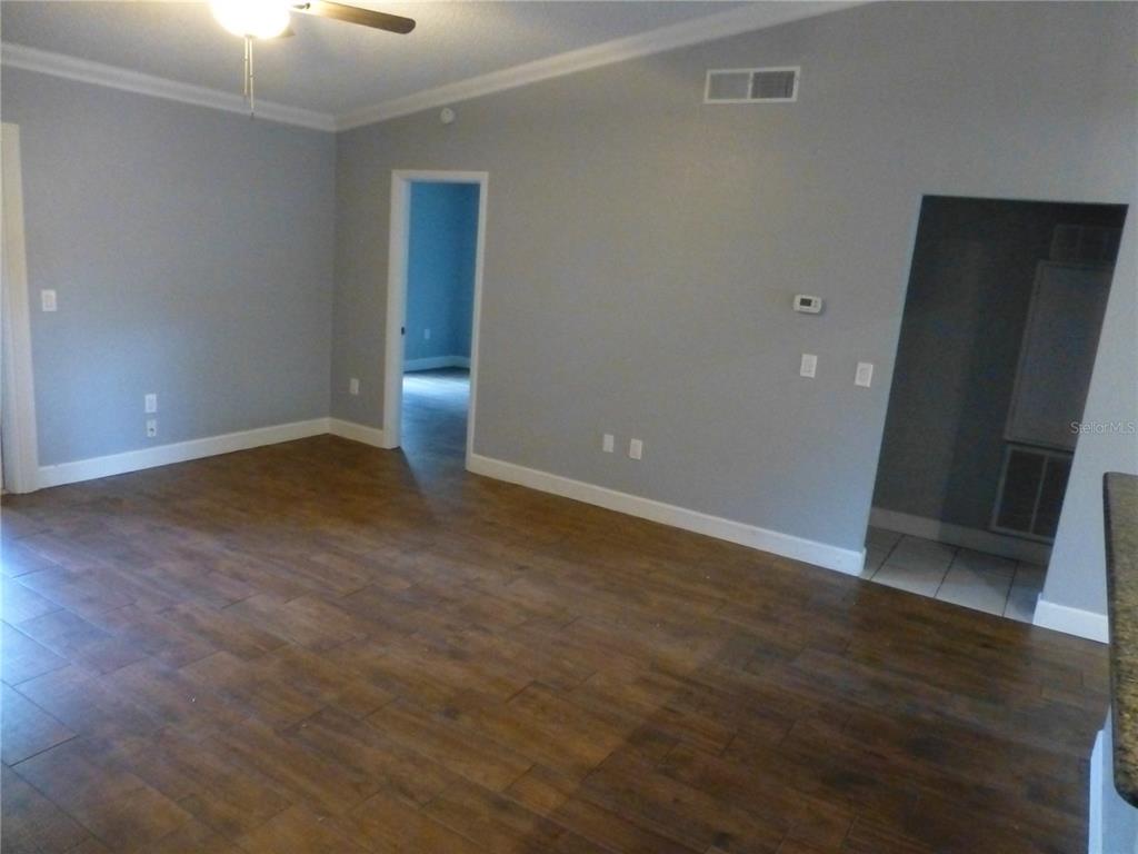 1890 Wolford Road, Unit 5 Clearwater, FL 33760 - Photo 6 of 29