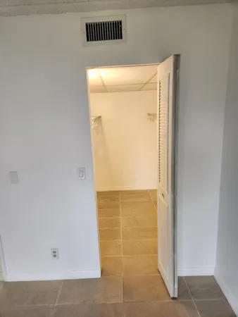 $1,750 | 600 Village Green Court, Unit 108, Palm Springs, FL 33461