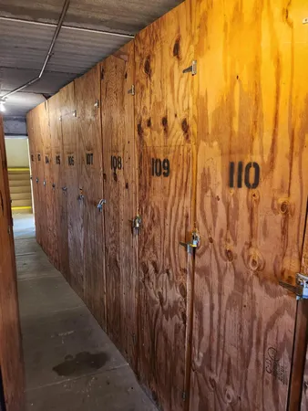 $1,750 | 600 Village Green Court, Unit 108, Palm Springs, FL 33461