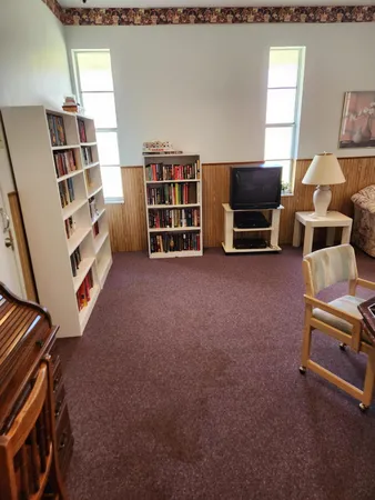 $1,695 | 600 Village Green Court, Unit 108, Palm Springs, FL 33461