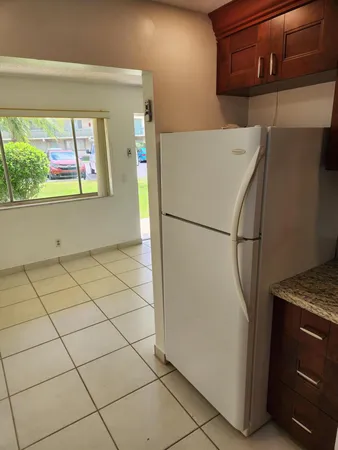$1,750 | 600 Village Green Court, Unit 108, Palm Springs, FL 33461