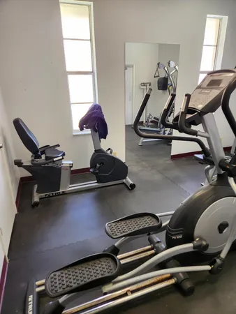 $1,750 | 600 Village Green Court, Unit 108, Palm Springs, FL 33461