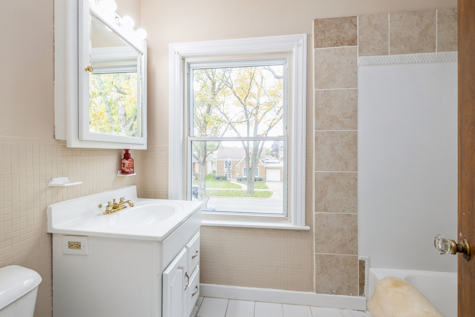 2311 South 3rd Avenue North Riverside, IL 60546 - Photo 12 of 21 Gallery Image 12