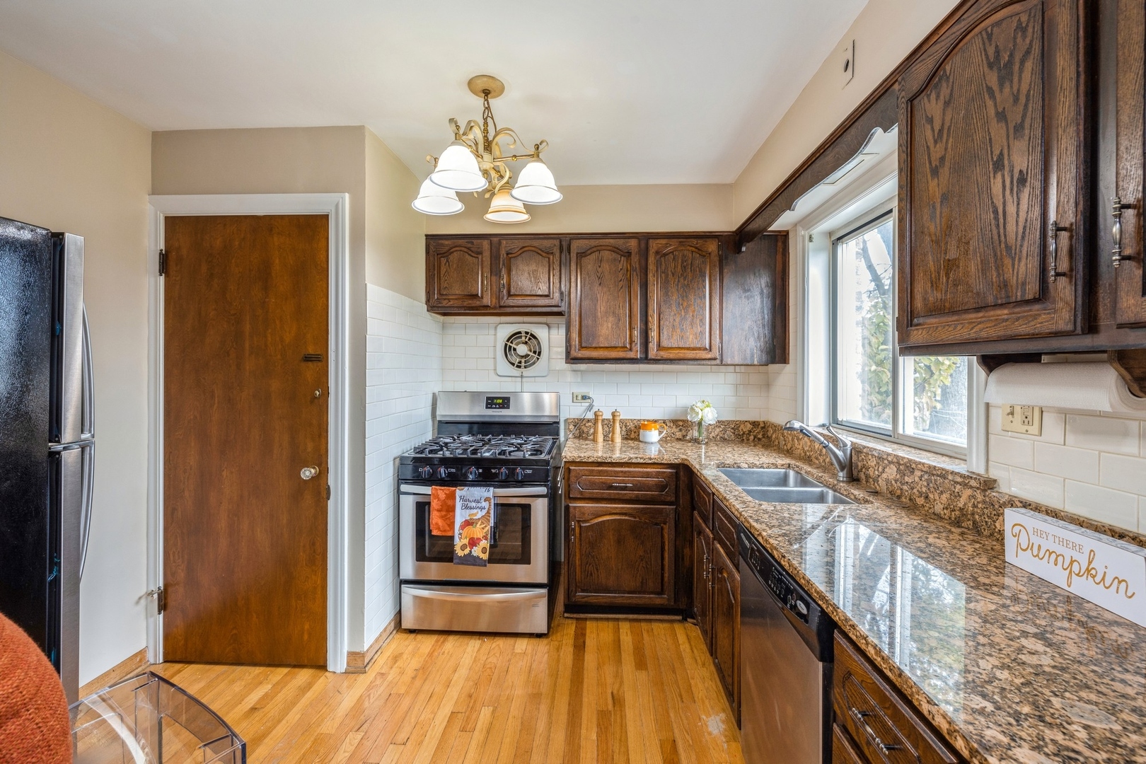 2311 South 3rd Avenue North Riverside, IL 60546 - Photo 6 of 21 Gallery Image 6