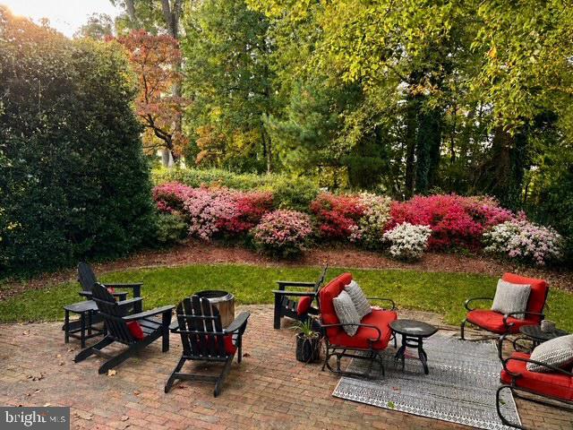 7517 Axton Street Springfield, VA 22151 - Photo 38 of 46 Spring seasonal photo