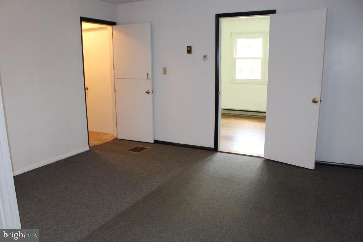 462 Shirktown Road Narvon, PA 17555 - Photo 13 of 37 Master bedroom suite